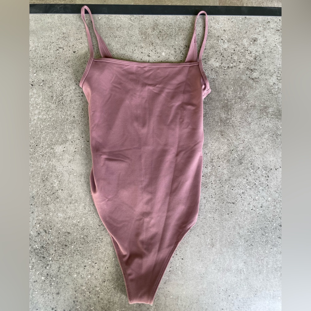 Wmns Abercrombie&fitch mauve square neck bodysuit Size XS NWT